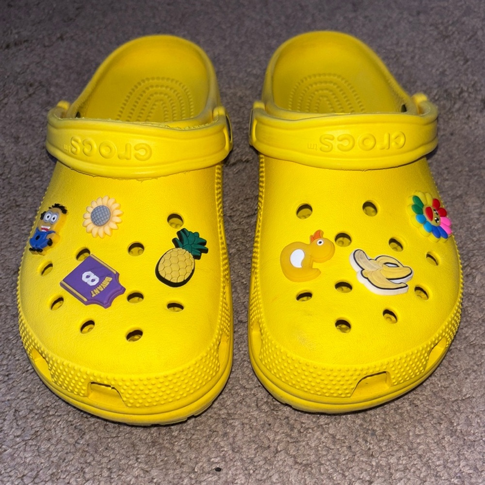 Crocs